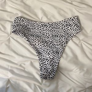 High waisted leopard bottoms